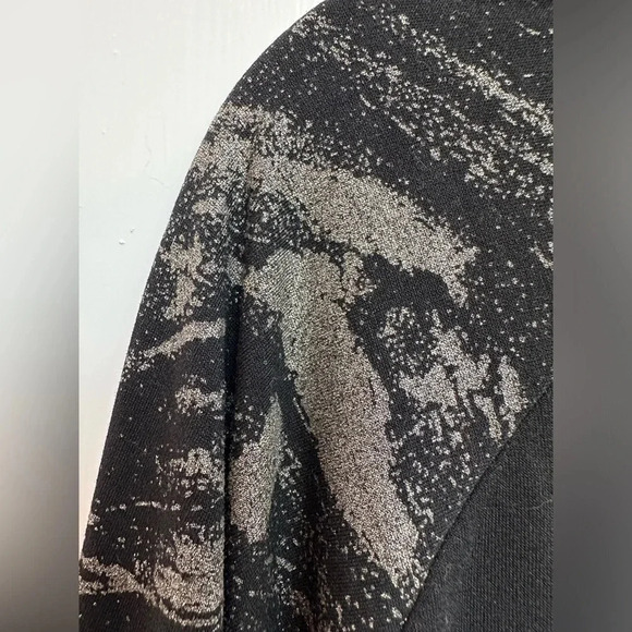 LuLaRoe Black Golden Metallic Shimmer 3/4 Sleeves Randy Baseball Tee Size 3X - Picture 2 of 9